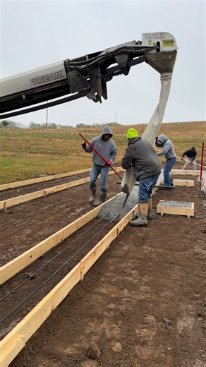 39K views · 3.8K reactions | No “rodding” here. 藍 - - #concrete #concreteconstruction #foundation #proconcrete #standupscreed #swimmingpool #cadillacconcreteproducts #construction #westernforms #aluminumforms #concretefinishing #explorepage #poolcontractor #work #timelapse #excavation #trending #explore #viral #viralvideo #viralvideos #trending #reels #viralreels #clarkconcreteconstruction #clarkconcrete | clarkconcreteconstruction | Facebook