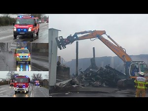 [Lagerhallengroßbrand / Bagger reißt Halle ein] Einsatzfahrten & Einsatzstelle bei Brand in Frechen