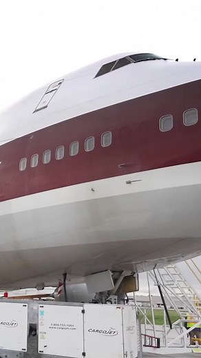 Luxury Boeing 747-SP Private Jet Experience with Sam Chui