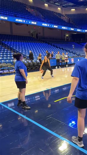 I don't think I saw Paige miss a shot for like five minutes straight until she missed a free throw at the end of her routine. It resulted in an incredibly confused facial reaction from Paige 😭