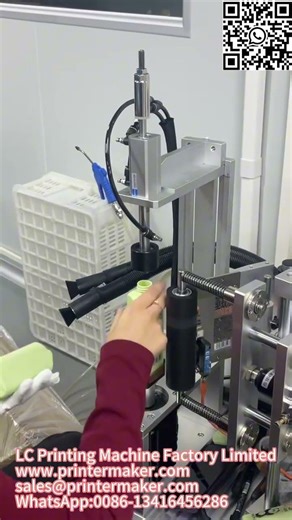 Triangle bottle labeling machine