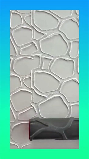 Creative upgrade as a paint roller is modified create textured wall patterns with ease.#diy #design