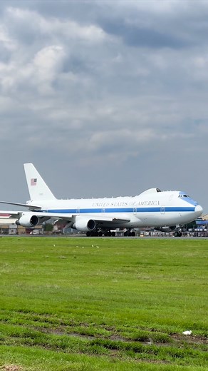 569K views · 7.5K reactions | Steel, strategy, and sky supremacy — the Boeing 747-E4B Doomsday Plane embodies what it means to always be mission-ready. ✈️ #UnitedStates #airforce #doomsday #e4b #boeing747 | Airplane Spotting | Facebook