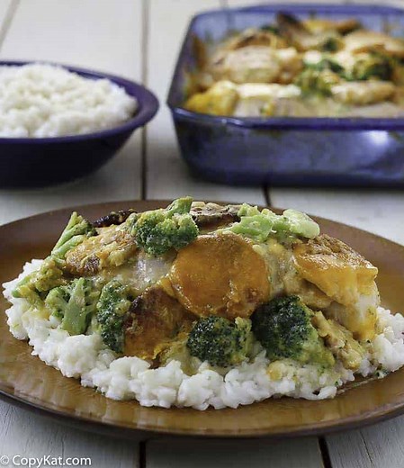 racker Barrel Broccoli Cheddar Chicken (Easy Copycat Recipe)