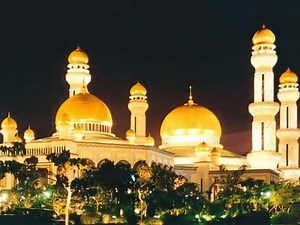 Most Beautiful Athan (Azan) by Mishary Rashid al-Afasy #subhanallah #islamicquotes www.islamic-quotes.com | Islamic-Quotes.com