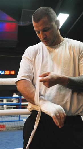 🧨 All eyes on Bacskai🇭🇺.Grinding every day, sharpening every weapon — the debut in HBK is coming.He’s not just showing up. He’s coming to make a statement. 🥊🔥📅 Date: August 23rd 2025📍 Location: RIZ LEVENTE SPORTS AND EVENT CENTRE, BUDAPEST🎟️ Tickets: https://www.eventim.hu/hellboxingkings-jegyvasarlas/#HellBoxingKings #Boxing | HELL Boxing Kings