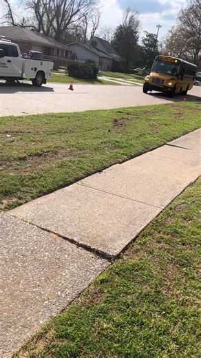 Mr Allen bluebirdbus302 (@miss_simmons)’s videos with Get Me Bodied (Extended Mix) - Beyoncé