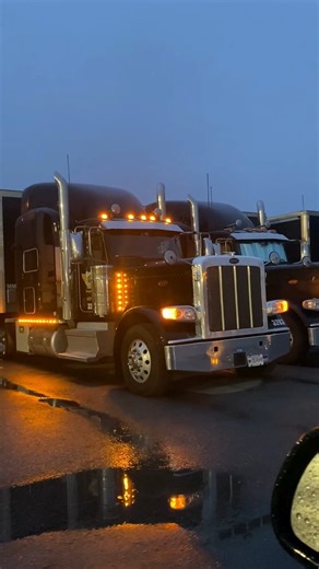 🚛 Drive with Smith Transport! 🚛 Looking for a company that values YOU? Join our team today! ✅ Pay Options: Northeast Regional: $0.65 CPM Home Weekends OTR: $0.55 CPM Home Weekends OTR with Weekday Home Time: $0.60 CPM ✅ Perks You’ll Love: Terminals in PA, VA, NC, GA, IN, OH, TN, WI SAFE parking, FREE laundry, CLEAN showers Break rooms, maintenance, fuel, wash bays & more Per diem, passenger policy, benefits, 401k Peterbilt 579 & 389 models (87% automatics) Refrigerators & inverters included Di