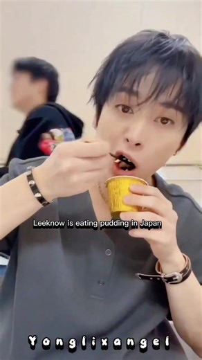 Leeknow eating pudding in Japan