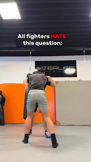 Comment “TRAIN” and receive a free trainingsprogramma🔥🤼‍♂️ #bjj #mma #workout #gym #wrestling @eliteathletics_wear | Wrestling Bro's