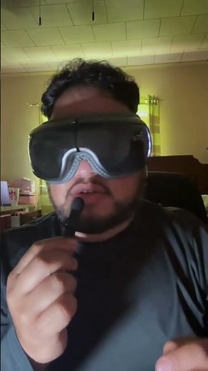 Eyeris 1 Eye Massager: A Closer Look at the Features