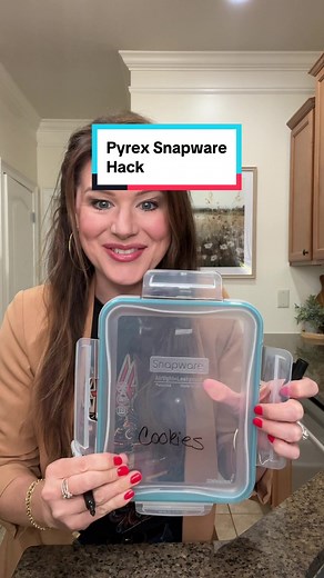 Pyrex Snapware Hack! Did you know you can write on the Pyrex Snapware lids with a Sharpie and wipe it off? Now ypu can label and date your containers and erase when done #kitchenhacks #didyouknow #tiptok #foodhack