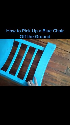 alantutorial (@aiantutoriai) - Easy Tutorial: How to Pick Up a Blue Chair Off the Ground