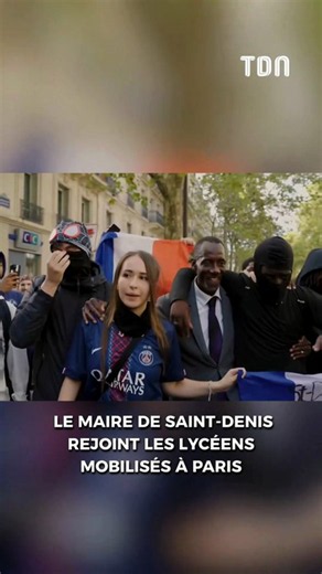 Le maire de Saint-Denis rejoint les lycéens mobilisés à Paris