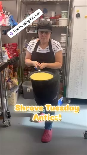 New crepe pan worked a dream! We had mainly lemon and sugar but did have a go on a little “s’mores”-esque jobby that came into my head whilst on deliveries this morning - Nutella with marshmallows, scorched and melted with a blow torch and topped with strawbs - bangin’ (but defo one for sharing!!) How did you have yours? #thepuddingkitchen #pancakeday #shrovetuesday #smorespancakes #pancaketossing | The Pudding Kitchen