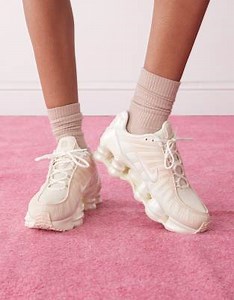Nike Shox TL pearlised trainers in off white | ASOS
