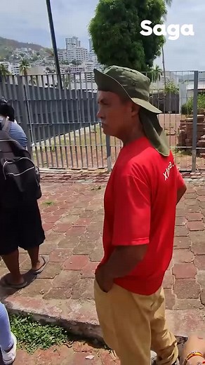 1.5K reactions · 160 shares | En Acapulco, @jlebena director editorial de Publimetro, documenta entrega de “acordeones”.  Cortesía de @jlebena | Adela Micha | Facebook