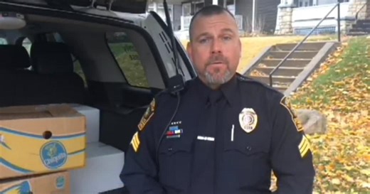 Springfield Police mark 25 years helping families on Thanksgiving