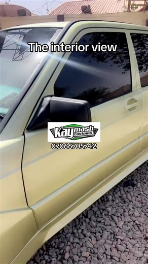 Luxury Customization of the Mercedes 190 Evo 2 Interior