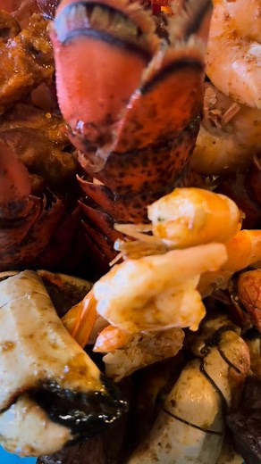 Building wild creations | The Blind Pelican Seafood House