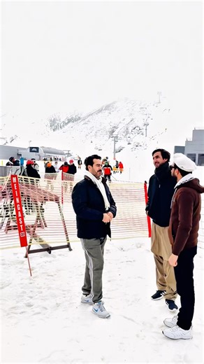 Snowy Adventure at Shahdag Mountain Resort ❄️ | Fun with Friends in Freezing Weather🌧️⛈️⛄️