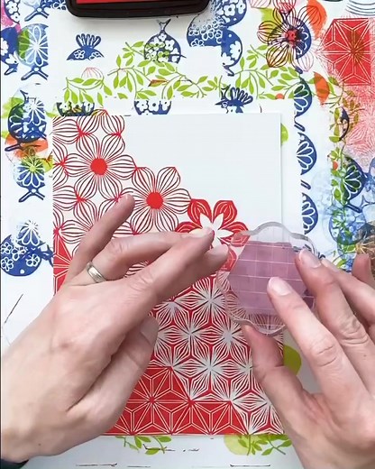 Block printing meditation #blockprint #artistsoftiktok #pattern #geometric #flowers #mesmerizing #myweekend