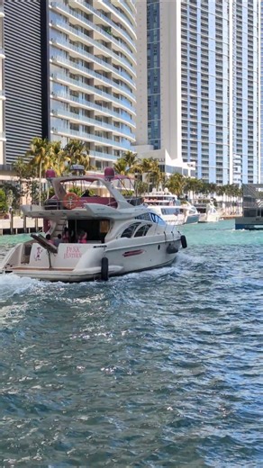 Women | Boat | Miami | Party | The Pink Panther Yacht Rental #boatlife