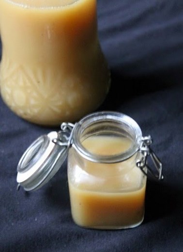 Apple Cider Vinegar with Ginger, Garlic, Lemon, & Honey