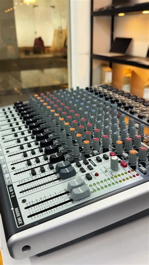 COMPUTER|LAPTOP|DESKTOP|TABLETS|PRINTER on Instagram: "XENYX X2222USB Premium 22-Input 2/2-Bus Mixer with XENYX Mic Preamps & Compressors, British EQs, 24-Bit Multi-FX Processor and USB/Audio Interface Price:1,100,000/= 📍we are located at survey complex near mlimani city ☎️Call us now 0784837936/0716026781"