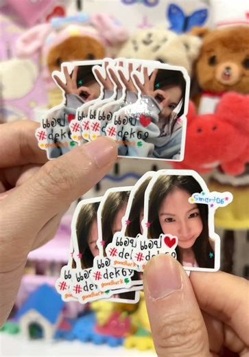 💬สติ๊กเกอร์หน้าตัวเองช่วงปัจฉิมเอาไปติดของขวัญหรือเสื้อเพื่อนๆคือเลิศเลยหล่ะ!💝🐬(#สติ๊กเกอร์ #สติ๊กเกอร์ไดคัท #ปัจฉิม #ปัจฉิมนิเทศ #ปัจฉิม)