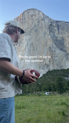 Who’s down to toss the pigskin on el cap meadow ?
