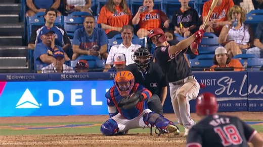 Jacob Young empuja dos con hit