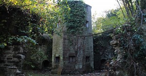 The Cyclops Cavern and Nun Cemetery