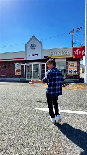 吉野家CM再現？のお店が違う？