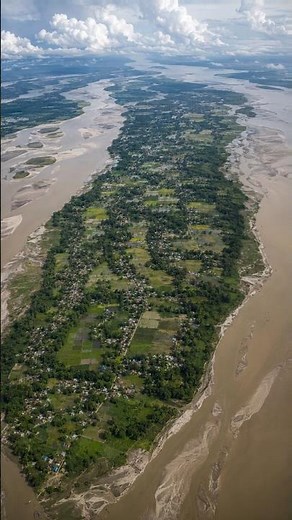 Why is this Beautiful Majuli River Island Shrinking Every Year? 😱