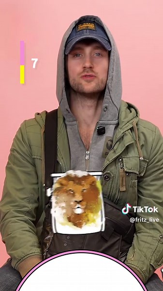 Mit @Ritter Lean | Adrian an einem Tisch sitzen, kann man auch machen 🫦 Mit welchem Spongebob Charakter würdet ihr gerne mal brunchen? #ritterlean #interview #dreamrotation #rotation