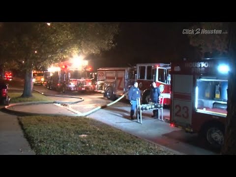 911 dispatcher answers daughter's call