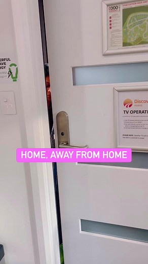 Ashiyana for tonight #ruchithestar #traveltips #australiagram #melbournefood #parentsoftiktok #punawale #melbournelife #parentsofinstagram #bangalore #sydney #tasmania | Ruchi Suhaney