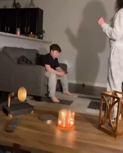 Son dances with his Mom to Cry to Me