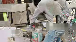 Cómo preparar mortero para asentar ladrillo En este video muestro de una manera sencilla cómo preparar mortero para asentar ladrillo en una mezcladora tipo trompo. La mezcladora es de 1/2 de bolsa práctico para subir a los pisos que Sean necesarios. #construction #morteros #construccionessergero | Construcciones Sergero