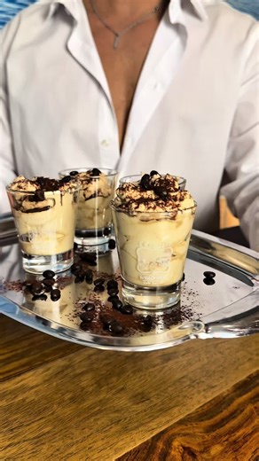 Crema Caffè Rezept: Einfaches Kaffee-Dessert mit 3 Zutaten