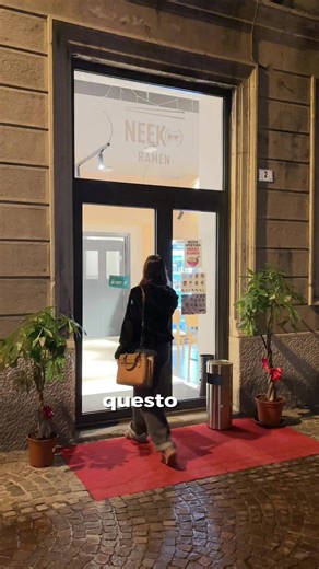 Il segreto di un grande Ramen? L'equilibrio. 🍜 Brodo cremoso, topping freschi e quel sapore che ti conquista al primo assaggio. Se sei a Busto Arsizio e hai voglia di Giappone, Neeko Ramen è la tua destinazione definitiva.🇯🇵 📲Segui Q-eat per scoprire nuovi fantastici ristoranti