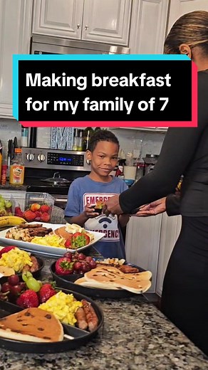 Cooking with Dimples on TikTok