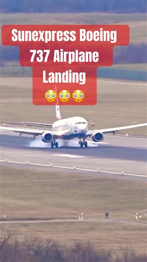 That Landing Moment 🛬 Sunexpress Boeing 737 #aviation #boeing #shorts