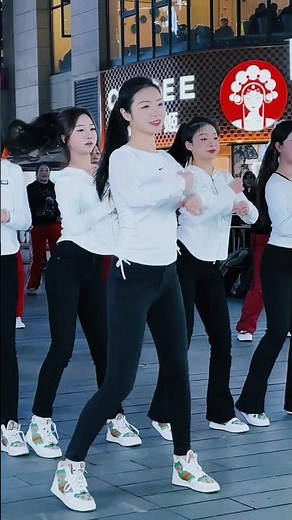 ⚡ “Best Group Dance Ever 😱 | Crowd Went Crazy 💃 #ViralDance”