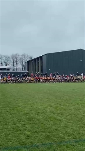 ULAC Pays Fouesnantais on Instagram: "🔥 Week-end encore très actif pour l’ULAC PF ! 🔥 🧡🖤 Championnat du Finistère de Cross – Bannalec 🖤🧡 Une très belle mobilisation du club sur toutes les catégories, avec de solides performances en individuel comme par équipes 💪 La boue n’a pas freiné nos athlètes… pourtant, c’était un adversaire redoutable ! 🌧️👟 🥇 Champion du Finistère : Django Marcade catégorie cadet👏🔥 👏 Félicitations à tous les athlètes qualifiés pour le Championnat de Bretagne à