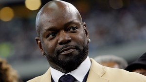 Former Cowboys player Emmitt Smith announces death of his father