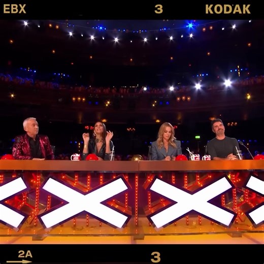 13M views · 417K reactions | Beat box Master Gets Golden Buzzer This guy is incredible!! | Top Hat Crew's "Live Music Archives" | Facebook