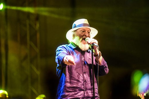 Δέκα μεγάλα τραγούδια του Διονύση Σαββόπουλου που έγραψαν ιστορία