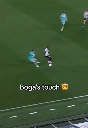 Boga's Incredible Touch: Juventus Skill Showcase